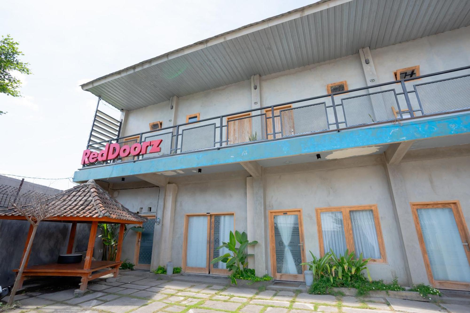 Reddoorz Syariah Near Lombok Epicentrum Mall Mataram Exteriör bild