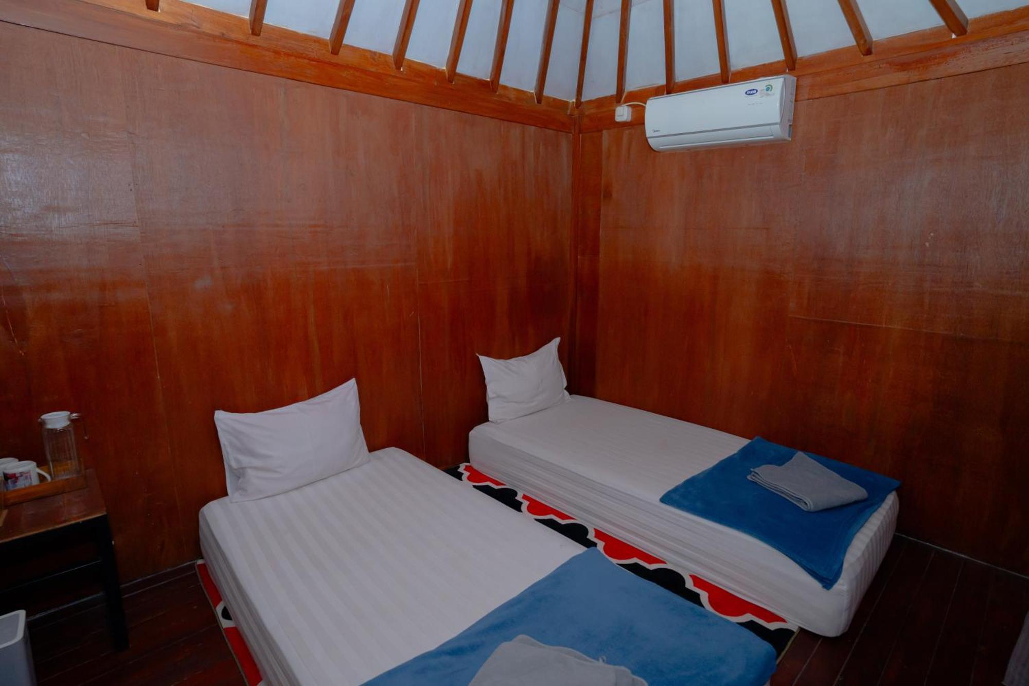 Reddoorz Syariah Near Lombok Epicentrum Mall Mataram Exteriör bild