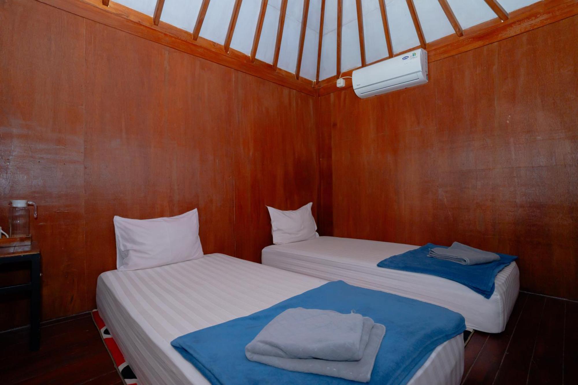 Reddoorz Syariah Near Lombok Epicentrum Mall Mataram Exteriör bild