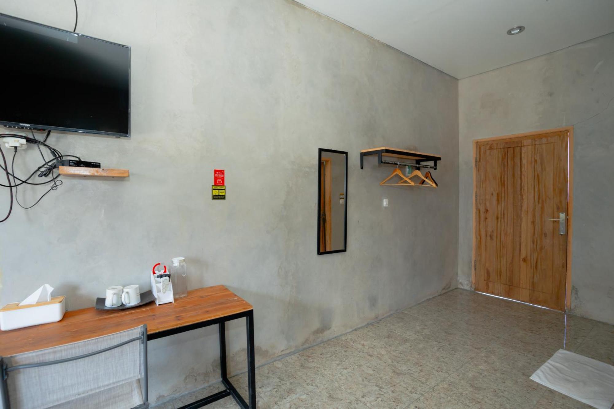Reddoorz Syariah Near Lombok Epicentrum Mall Mataram Exteriör bild