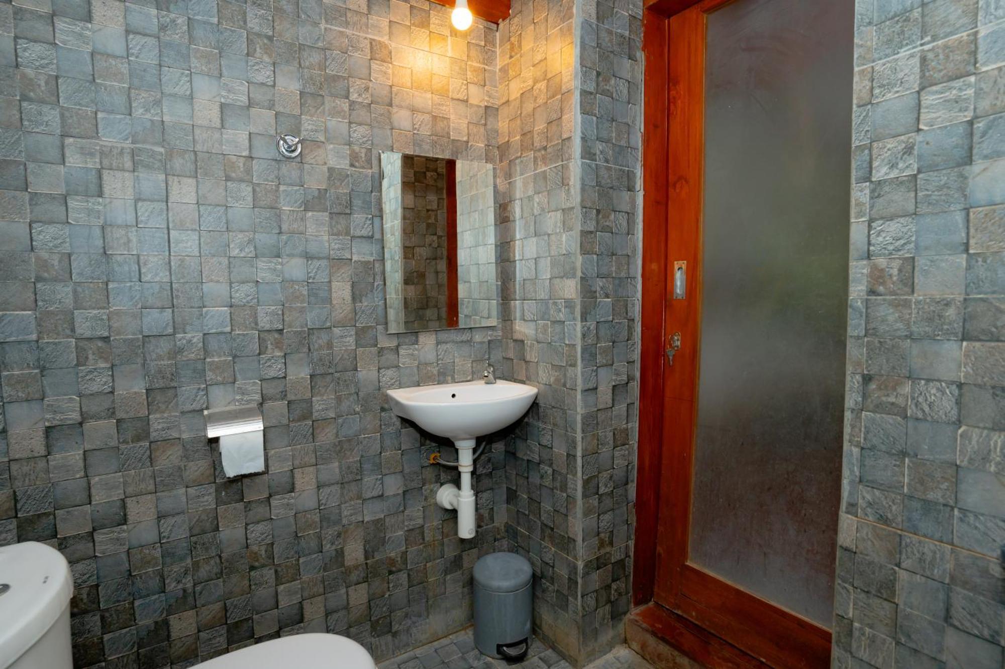 Reddoorz Syariah Near Lombok Epicentrum Mall Mataram Exteriör bild