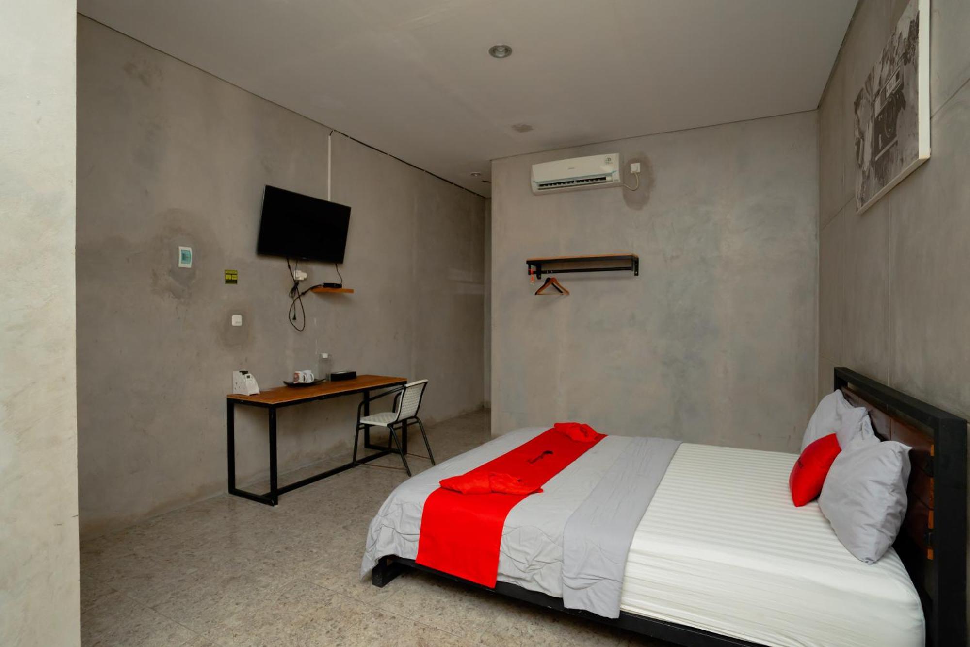 Reddoorz Syariah Near Lombok Epicentrum Mall Mataram Exteriör bild