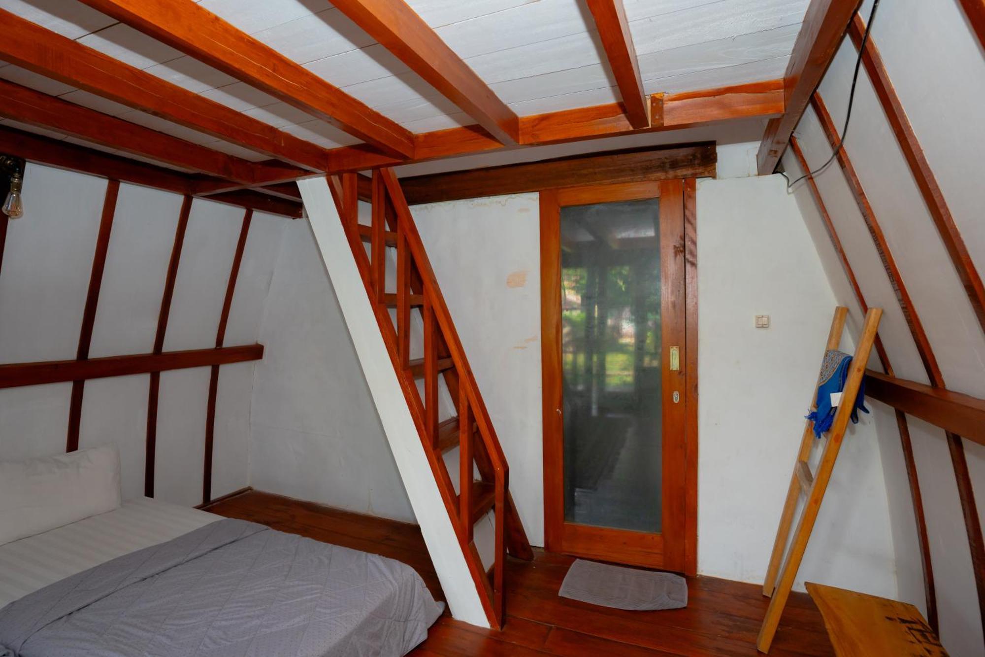 Reddoorz Syariah Near Lombok Epicentrum Mall Mataram Exteriör bild