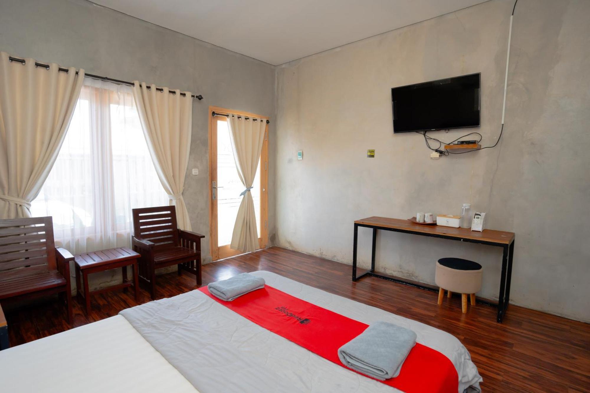 Reddoorz Syariah Near Lombok Epicentrum Mall Mataram Exteriör bild
