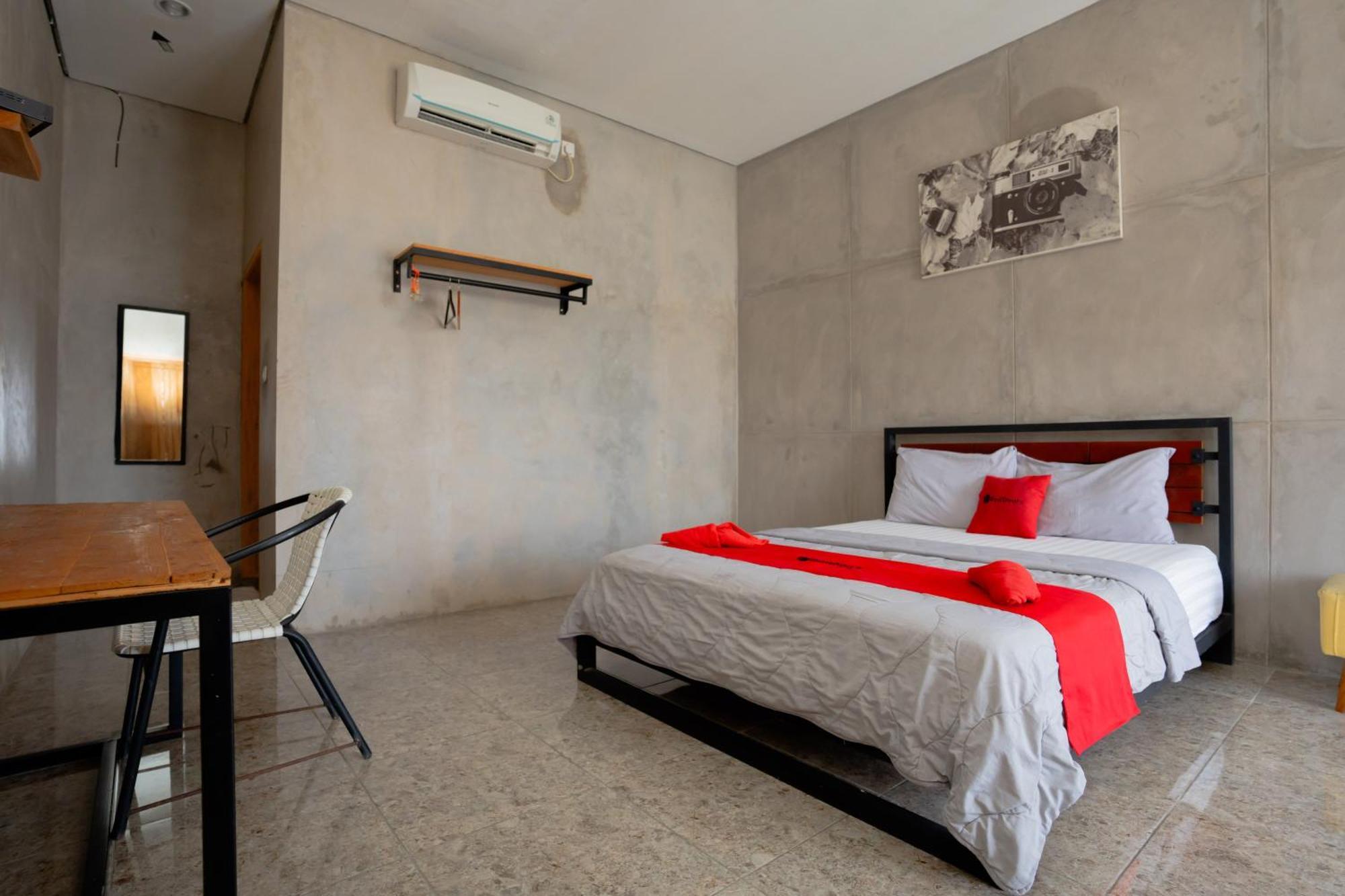 Reddoorz Syariah Near Lombok Epicentrum Mall Mataram Exteriör bild